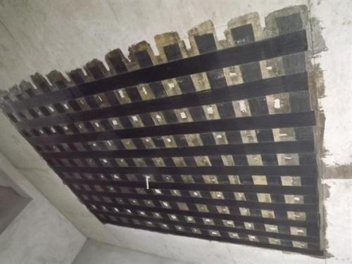 龙马潭楼板加固